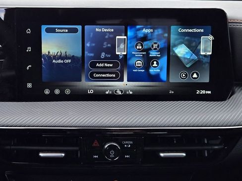 New 2026 Nissan Kicks SR w/ Cold Weather Package FWD image 14
