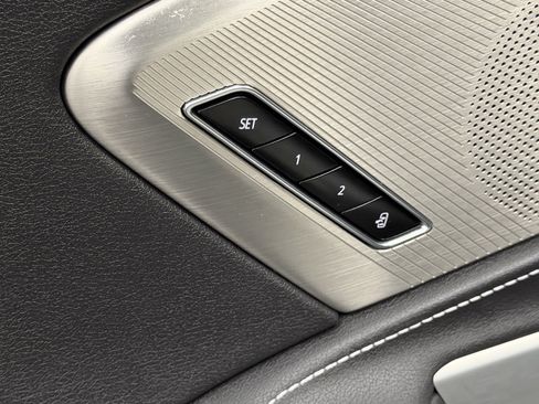 Used 2021 Chevrolet Corvette Stingray Preferred Cpe w/ Z51 Performance Package image 20