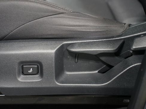 Certified 2024 Toyota Tacoma SR5 image 35