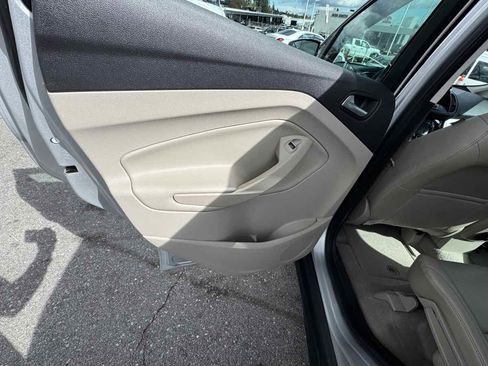 Used 2013 Ford C-MAX Energi SEL image 22