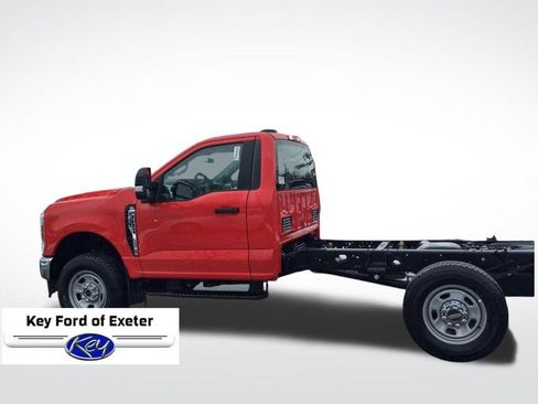 Used 2024 Ford F350 XL w/ Snow Plow Prep Package image 14
