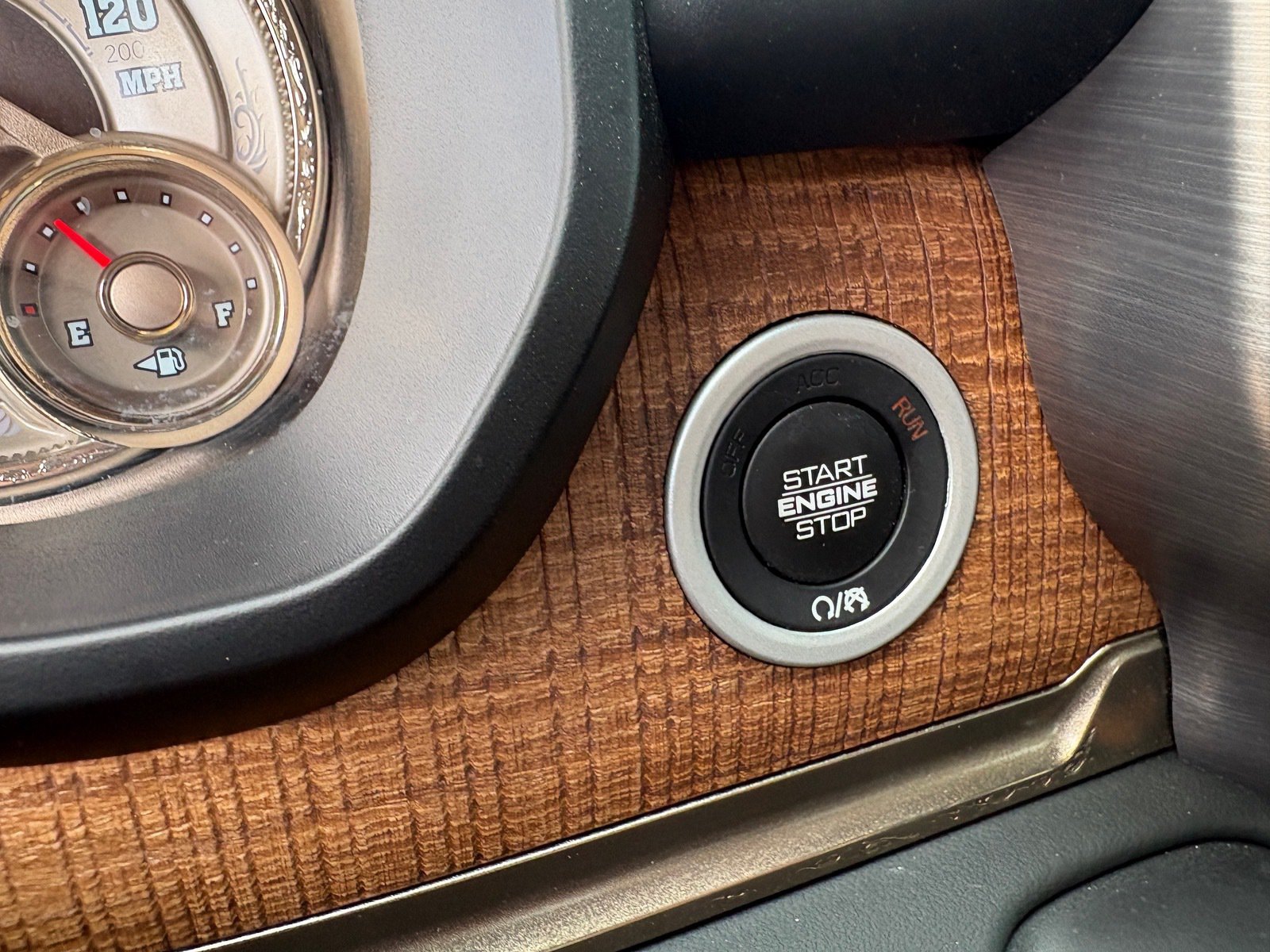 Used 2019 RAM 1500 Limited AWD/4WD image 21
