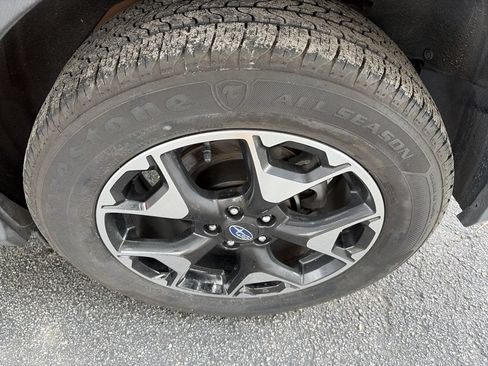 Used 2019 Subaru Crosstrek 2.0i Premium w/ Eyesight System AWD/4WD image 10