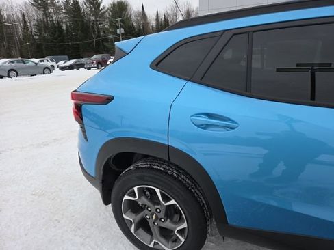 New 2026 Chevrolet Trax LT w/ Driver Confidence Package image 28