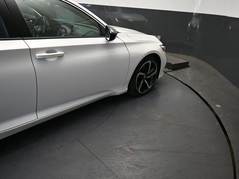 Used 2021 Honda Accord Sport image 19