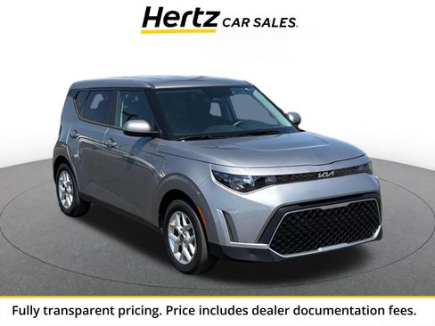 Used 2025 Kia Soul LX w/ LX Technology Package FWD image 1