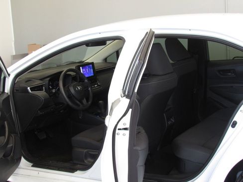 Certified 2024 Toyota Corolla LE FWD image 9