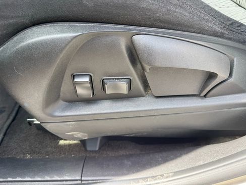 Used 2011 Chevrolet Equinox LS w/ Bluetooth Package image 15