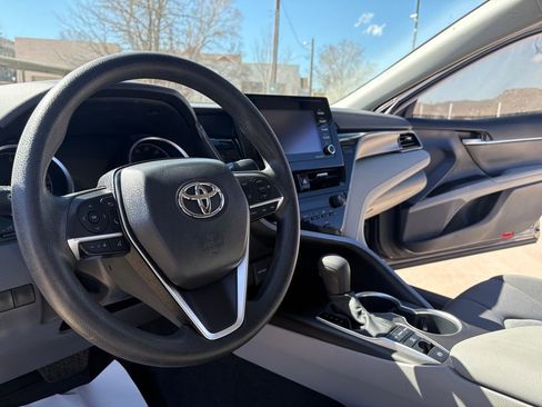 Used 2023 Toyota Camry LE image 10