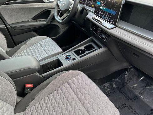 New 2026 Volkswagen Tiguan S image 15