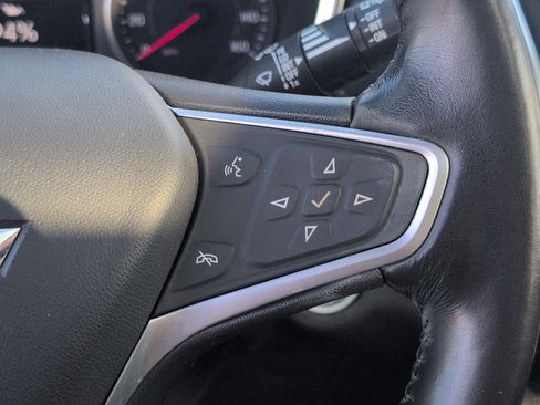 Used 2022 Chevrolet Equinox Premier image 26