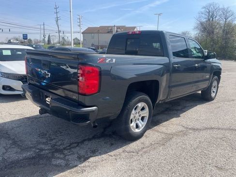 Used 2018 Chevrolet Silverado 1500 LT w/ Texas Edition image 4