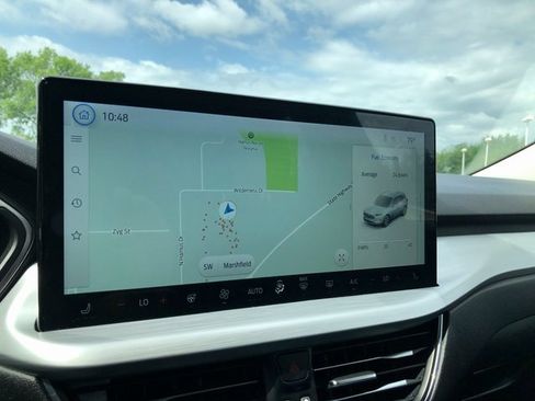 Used 2023 Ford Escape Platinum image 4