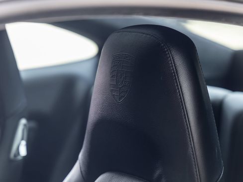 Certified 2014 Porsche 911 Carrera S RWD image 33