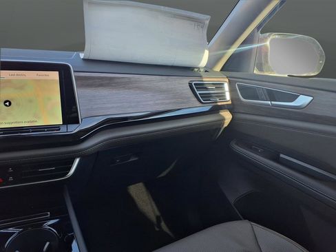 New 2026 Volkswagen Atlas SEL image 19