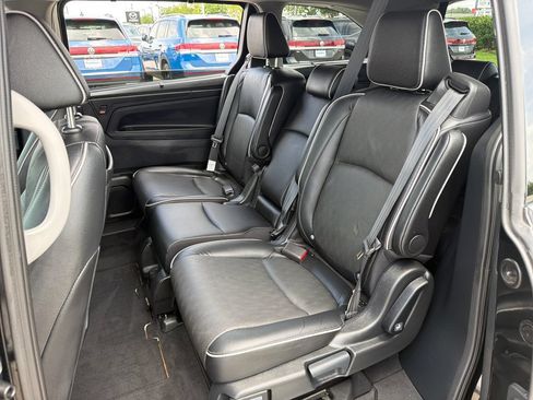 Used 2023 Honda Odyssey Elite image 24
