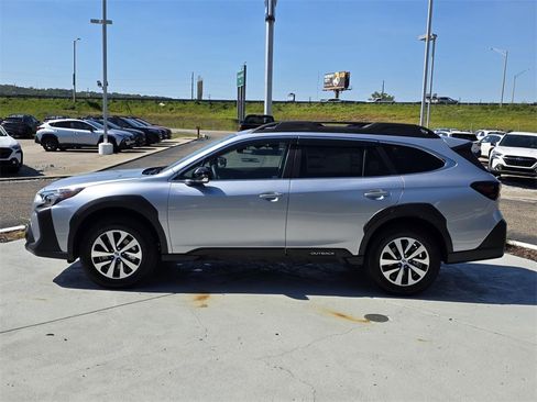 New 2025 Subaru Outback Premium image 6