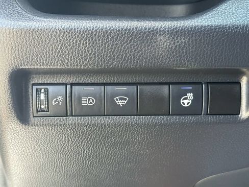 Used 2022 Toyota RAV4 XLE w/ XLE Grade Weather Package AWD/4WD image 23