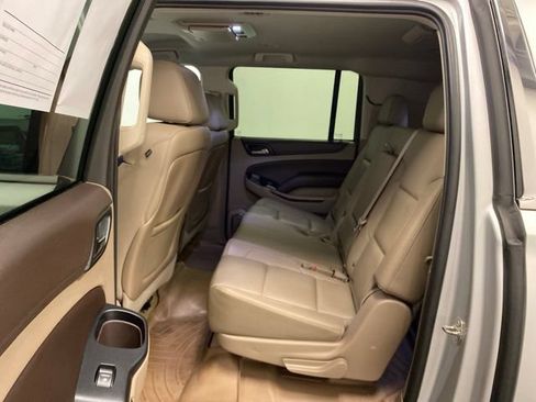 Used 2015 Chevrolet Suburban LT AWD/4WD image 18