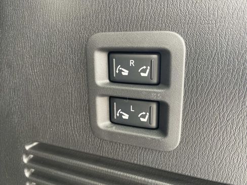 Used 2023 INFINITI QX80 Premium Select w/ All-Season Package image 10