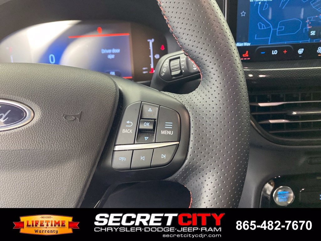 Used 2024 Ford Escape ST-Line w/ Tech Pack #1 AWD/4WD image 15