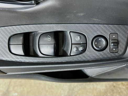 Used 2023 Nissan Sentra SV image 15