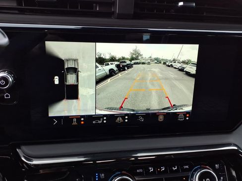 Used 2024 GMC Sierra 2500 AT4X w/ AT4X AEV Edition AWD/4WD image 32