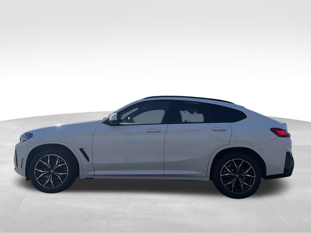 Used 2025 BMW X4 xDrive30i w/ Premium Package AWD/4WD image 10