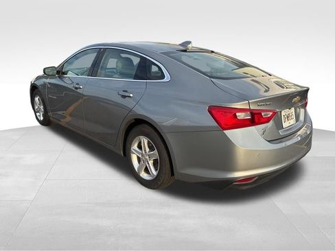 Used 2024 Chevrolet Malibu LT FWD image 3