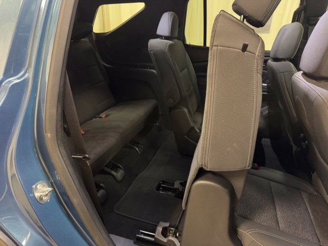 Used 2024 Chevrolet Traverse LT FWD image 44