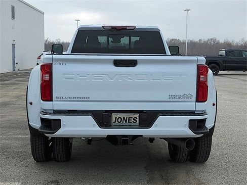 New 2026 Chevrolet Silverado 3500 High Country w/ Technology Package image 3
