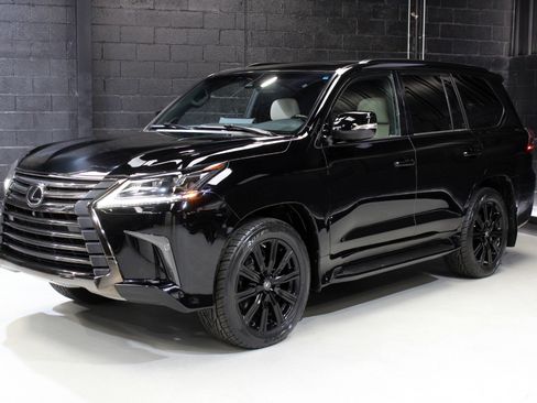 Used 2019 Lexus LX 570 4WD w/ Inspiration Series image 4