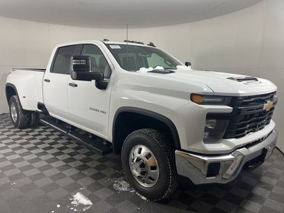 New 2026 Chevrolet Silverado 3500 W/T