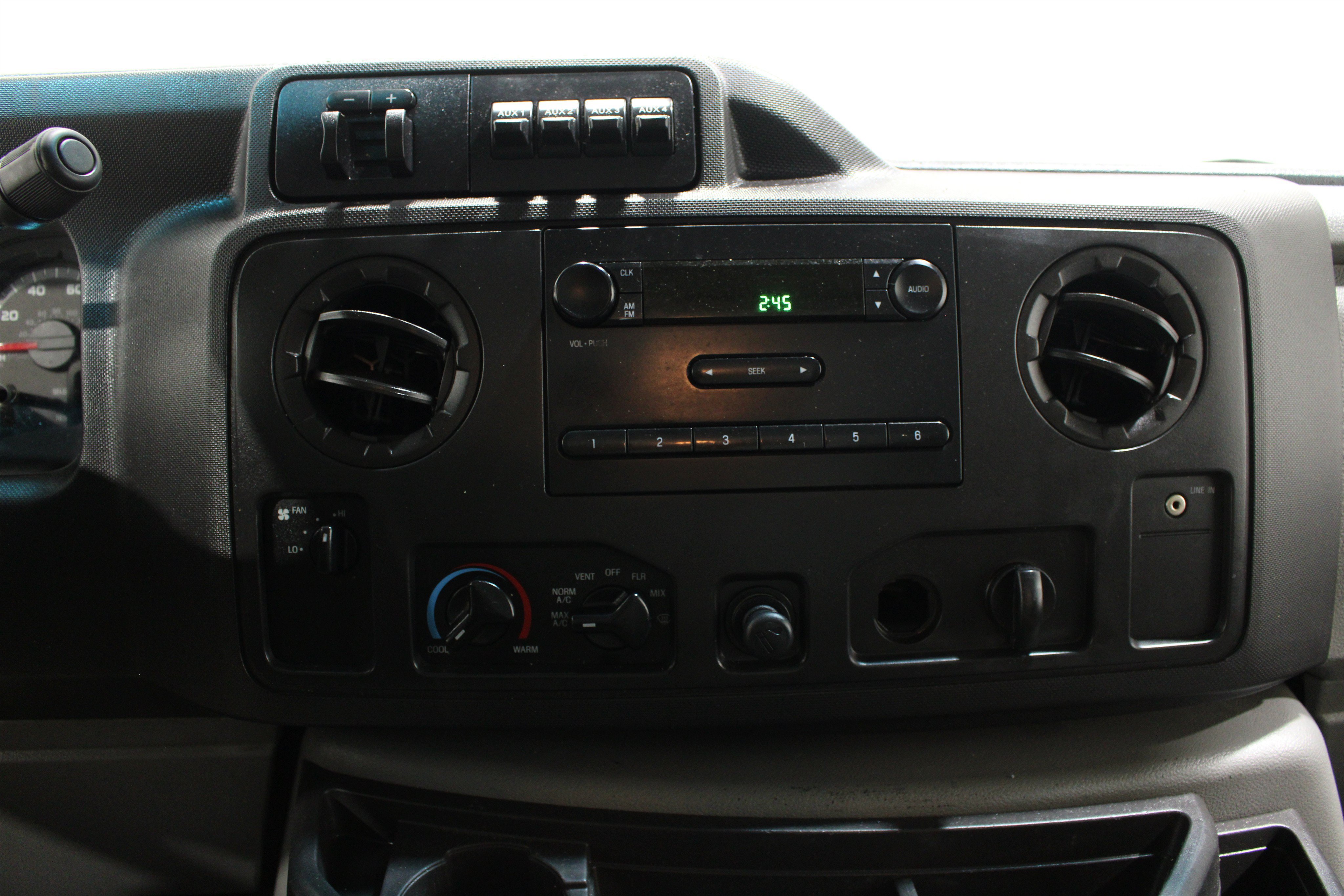 Used 2012 Ford E-350 and Econoline 350 Super Duty w/ PWR Locks & Windows Group RWD image 11