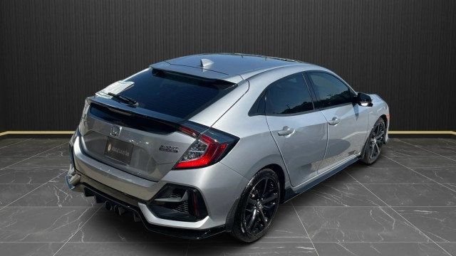 Used 2020 Honda Civic Sport Touring image 5