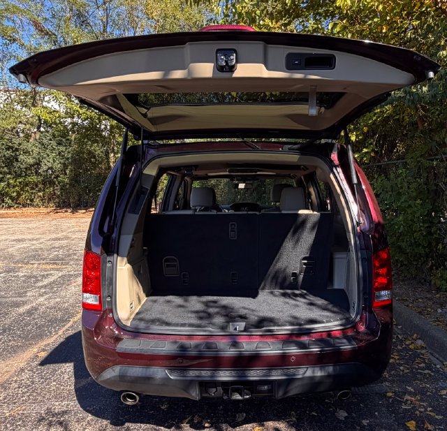 Used 2015 Honda Pilot Touring image 41
