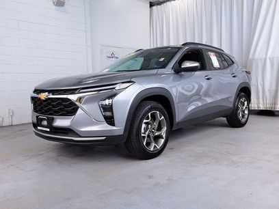 Used 2025 Chevrolet Trax LT w/ LT Convenience Package