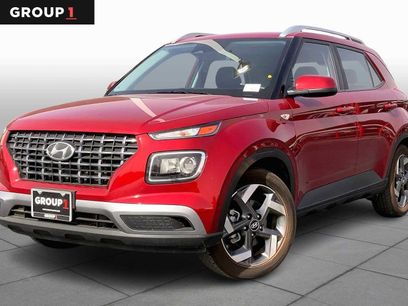 Used 2025 Hyundai Venue SEL