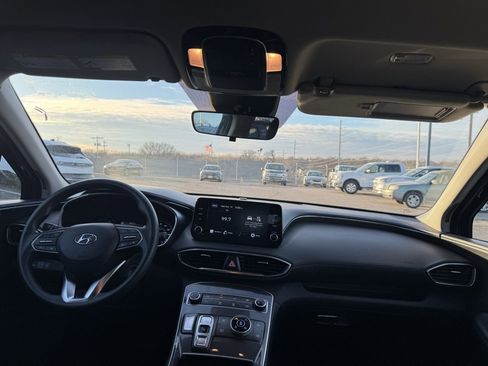 Used 2023 Hyundai Santa Fe SE image 10