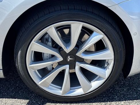 Used 2018 Tesla Model 3 Long Range RWD image 34
