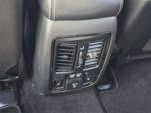 Used 2018 Dodge Durango SRT w/ Technology Group image 27