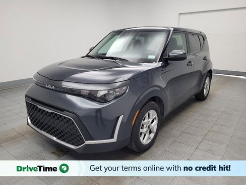 Used 2025 Kia Soul LX w/ LX Technology Package FWD image 1