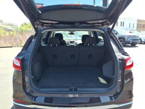 Certified 2020 Chevrolet Equinox LT AWD/4WD image 11