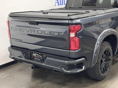 Used 2022 Chevrolet Silverado 1500 RST AWD/4WD image 8