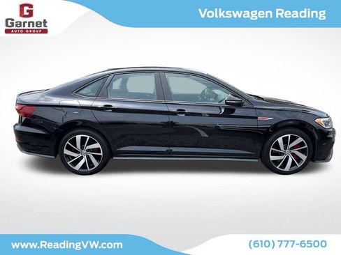Used 2019 Volkswagen Jetta GLI FWD image 6