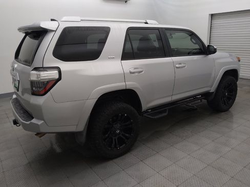 Used 2016 Toyota 4Runner SR5 RWD image 10