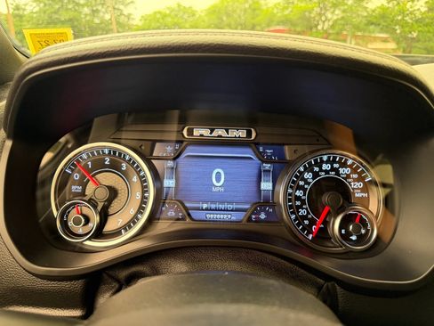 Used 2019 RAM 1500 Laramie w/ Sport Appearance Package AWD/4WD image 31