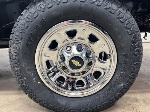 Used 2022 Chevrolet Silverado 2500 LT w/ Convenience Package image 33