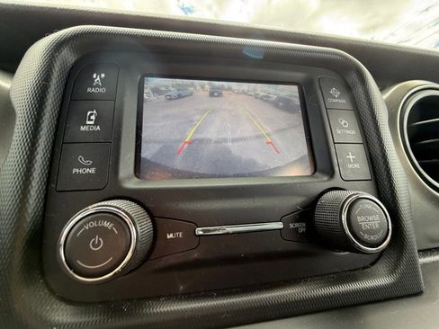 Used 2018 Jeep Wrangler Unlimited Sport AWD/4WD image 20