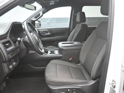 Used 2023 Chevrolet Suburban LS RWD image 18